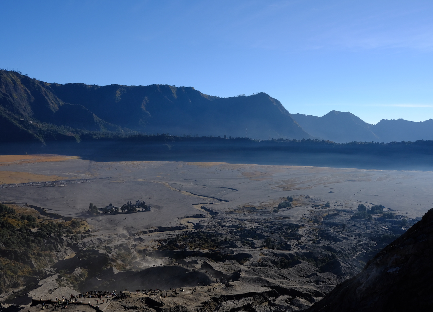 Il paesaggio lunare del parco nazionale Bromo Tengger Semeru.