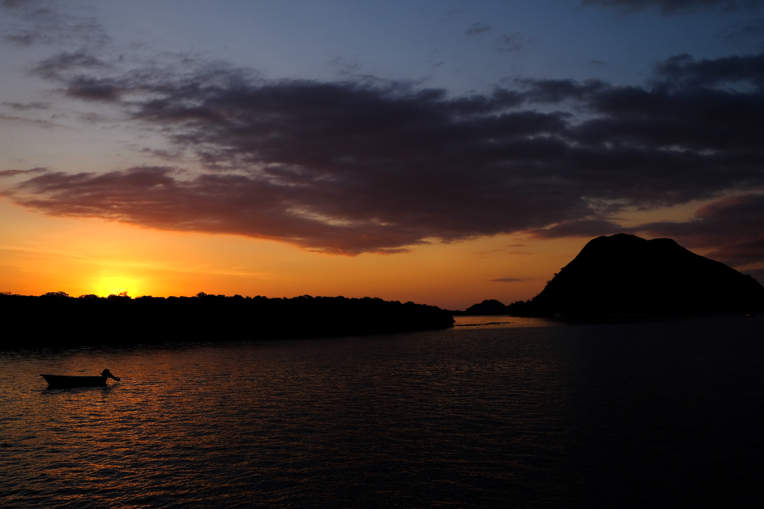 Ultimo tramonto su Komodo.