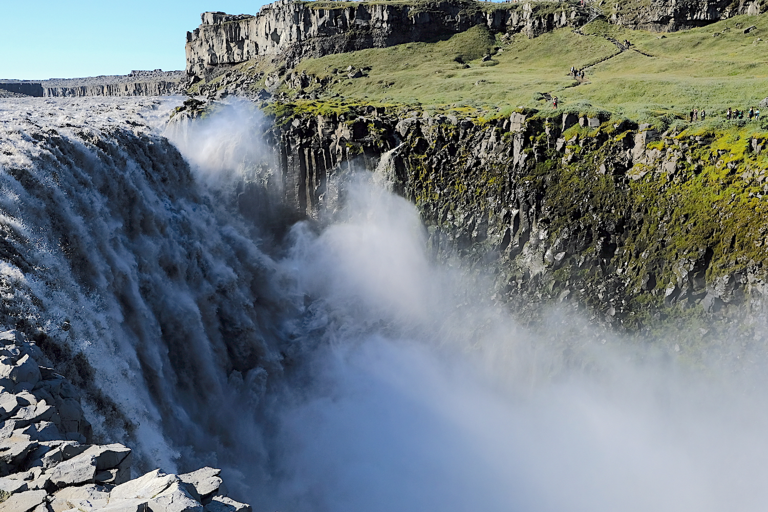 Dettifoss, la cascata dell'Acqua che Rovina, è la cascata con più portata dell'Europa.