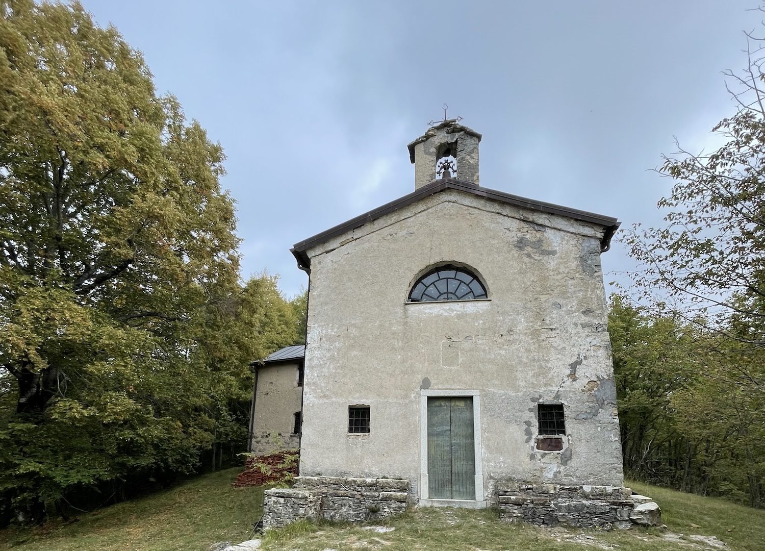 The little church of Madonna della Guardia, nestled in the woods above Pentema.