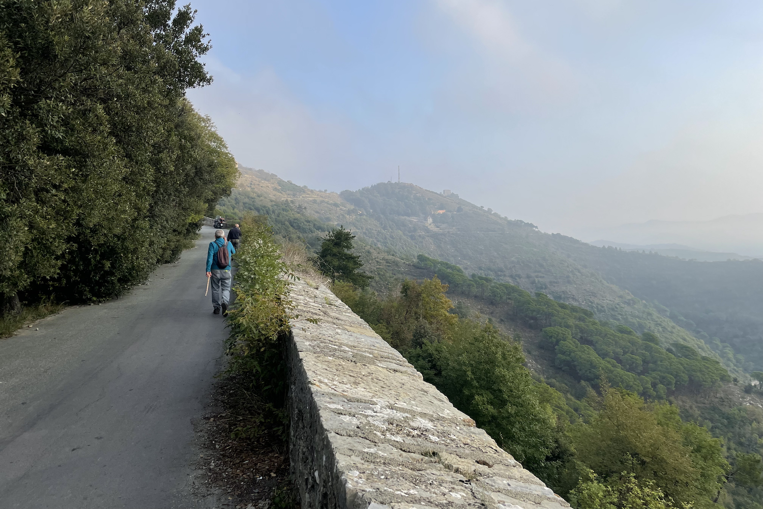 L'area del parco delle Mura è molto frequentata da ciclisti e sportivi.