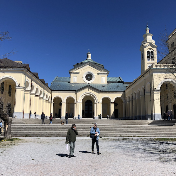 Il santuario della Madonna della Guardia 