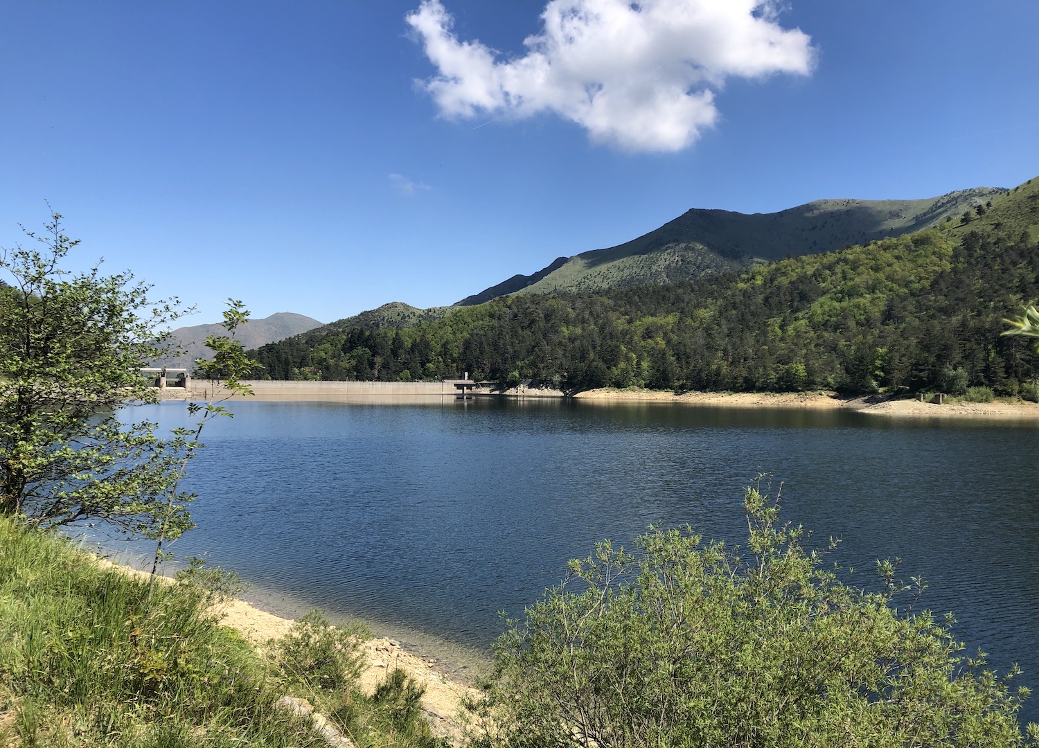 Il lago Lungo.