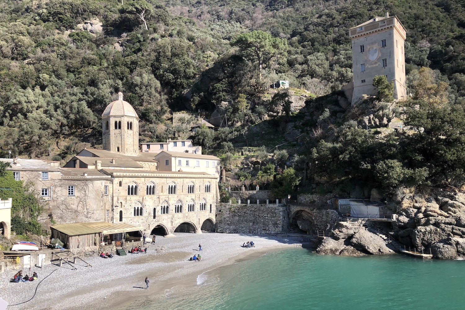 La millenaria Abbazia di San Fruttuoso, dove riposano in pace i Doge della Repubblica di Genova.